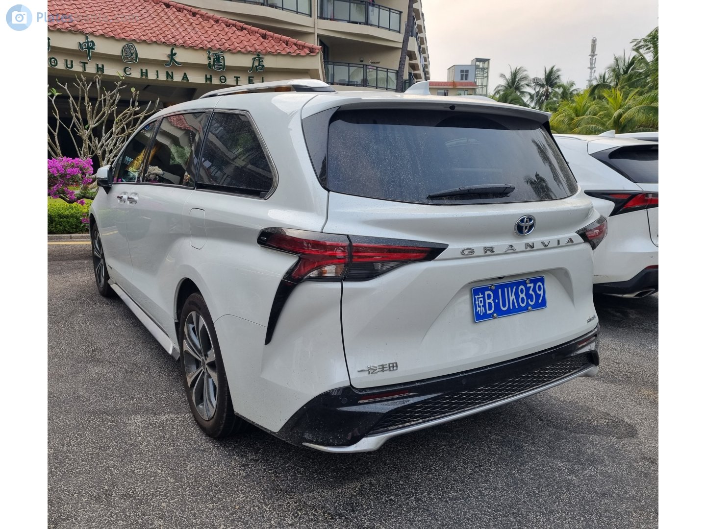 琼B·UK839, Toyota Granvia 2nd gen (XL40; CN-market), 2022–