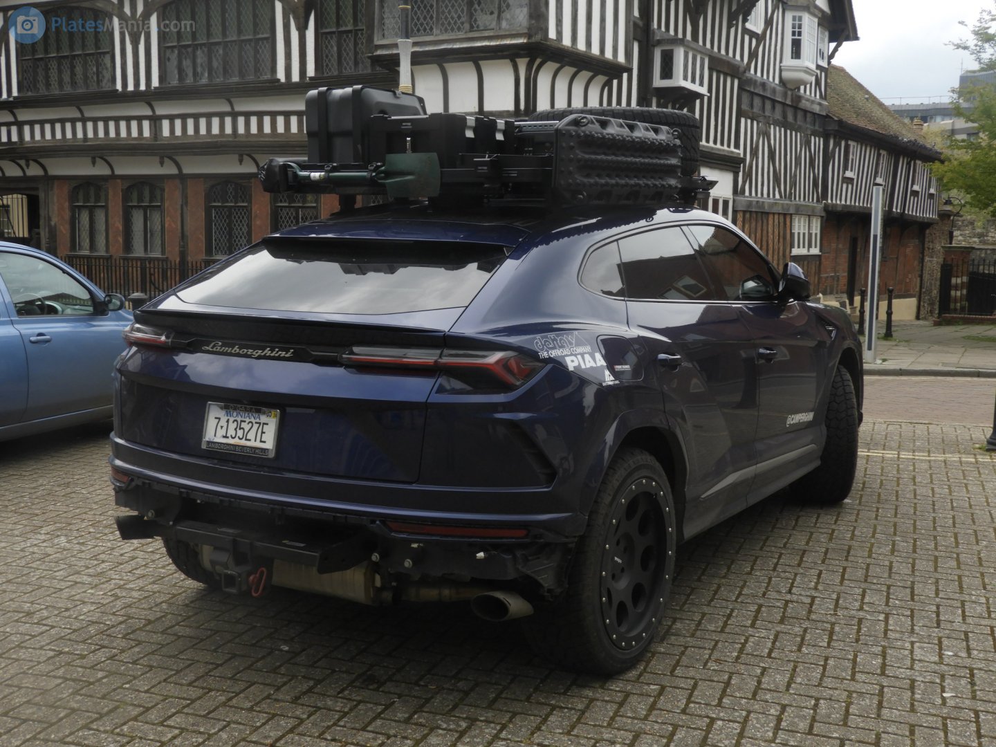 7-13527E, Lamborghini Urus 1st gen, 2018–