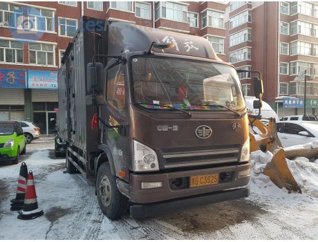 黑G·C3525, FAW Jiefang Hu V