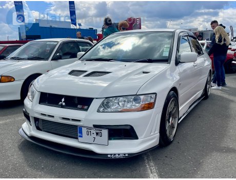 01-WD-7, Mitsubishi Lancer Evolution