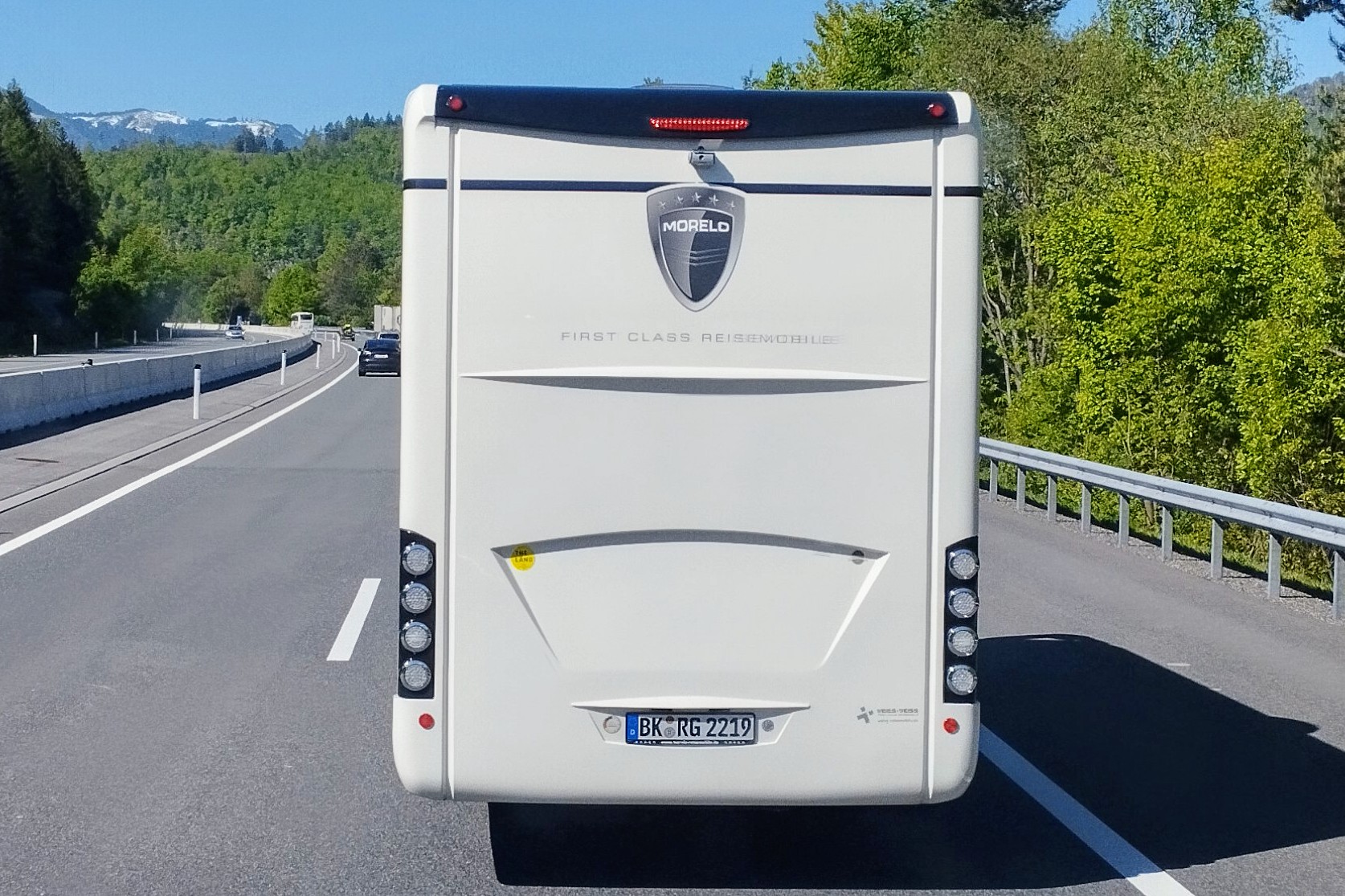 BK RG 2219, Morelo Palace 