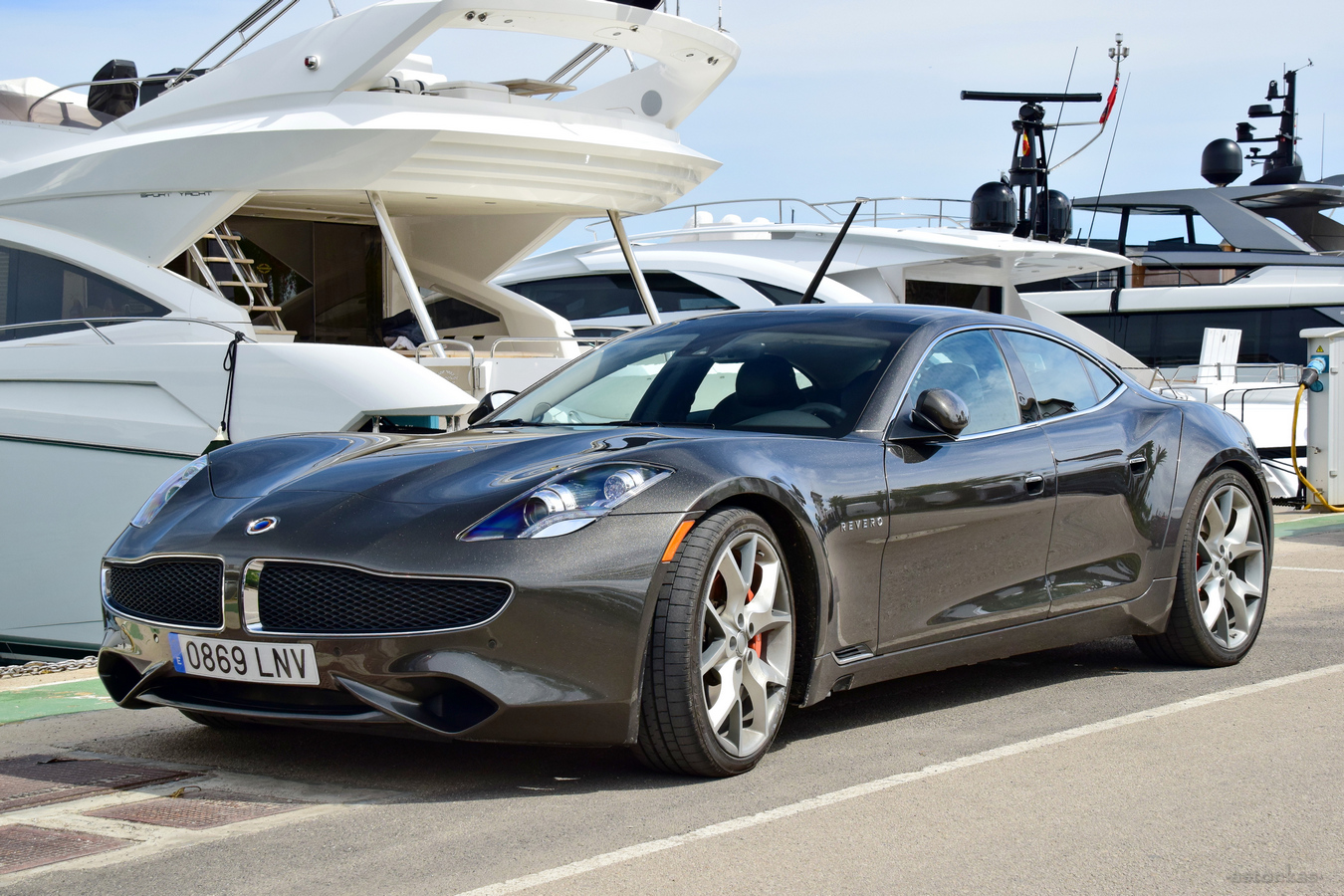 0869 LNV, Karma Revero 