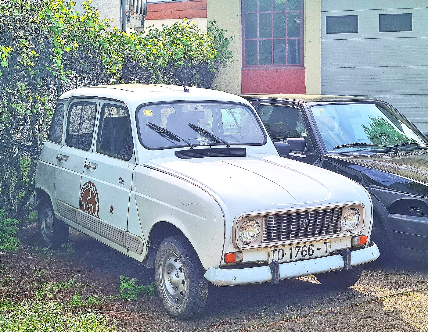 TO 1766 T, Renault 4 1st gen Sedan/Hatch (112), 1961–1992