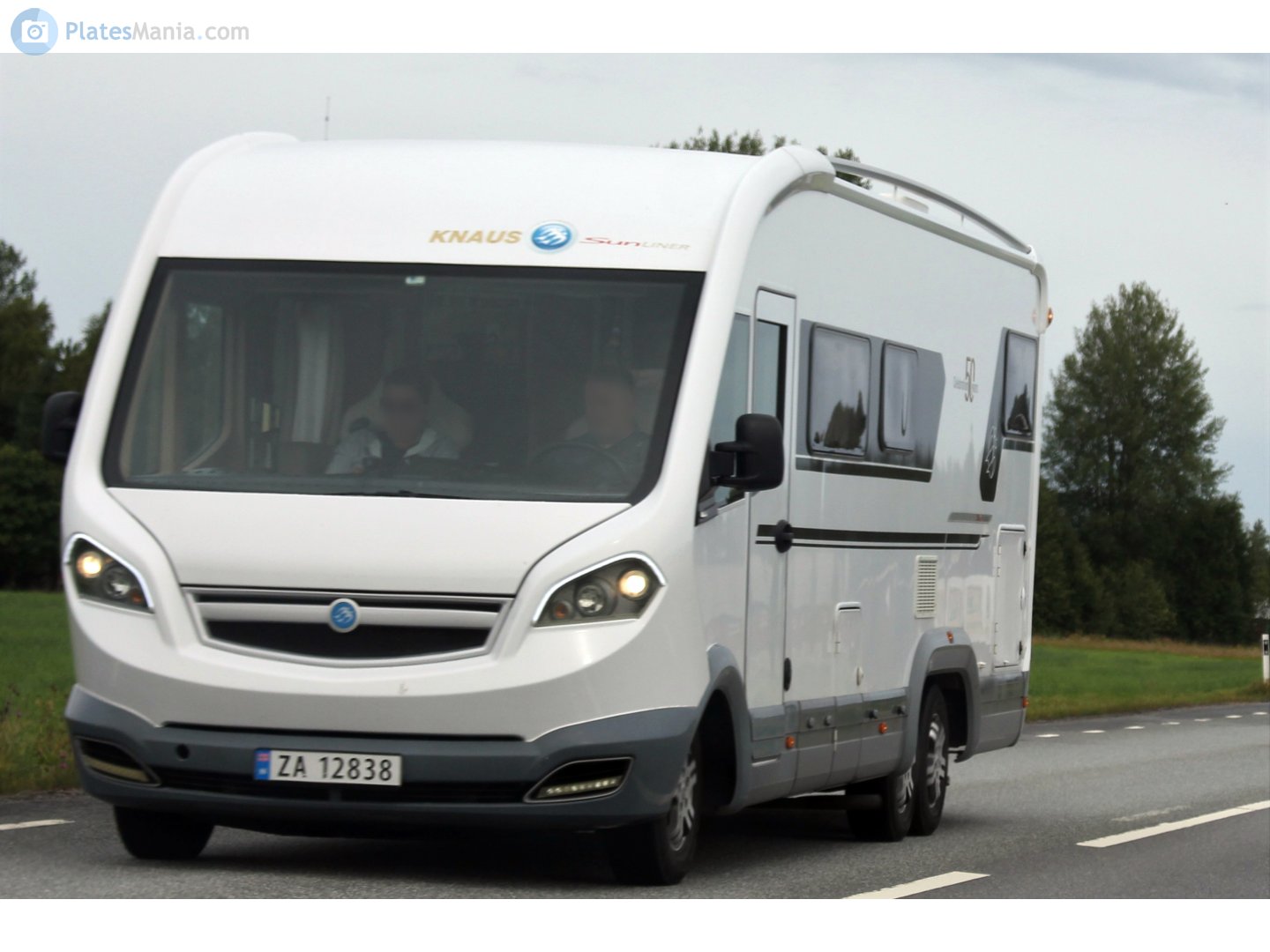 ZA 12838, Knaus S-Liner 