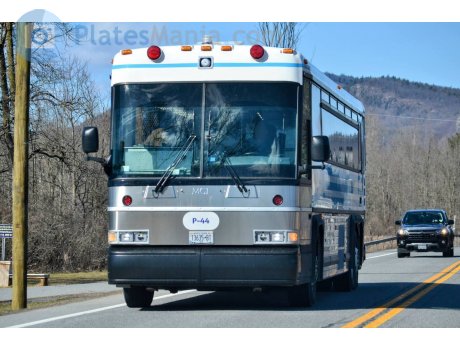 13635-BT, Motor Coach Industries D-Series