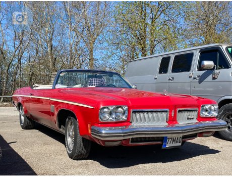 77 MAD, Oldsmobile 88