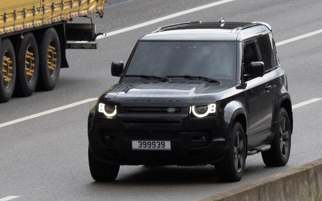 399939, Land Rover Defender 2nd gen 90