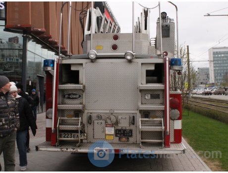 е223еа59, E-One Hurricane