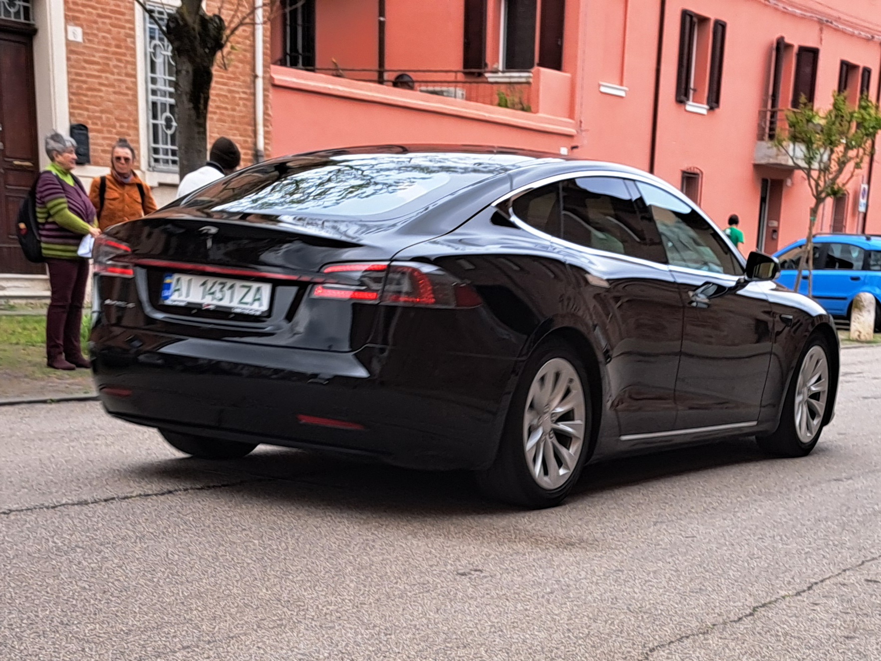 AI 1431 ZA, Tesla Model S 1st gen (5YJS), 2012–