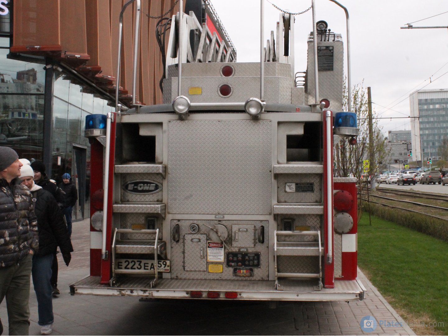 е 223 еа 59, E-One Hurricane 