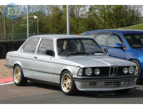 UJR 663Y, BMW 3 Series