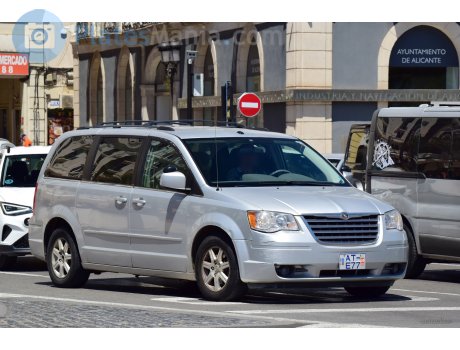 AT E77, Chrysler Town&Country