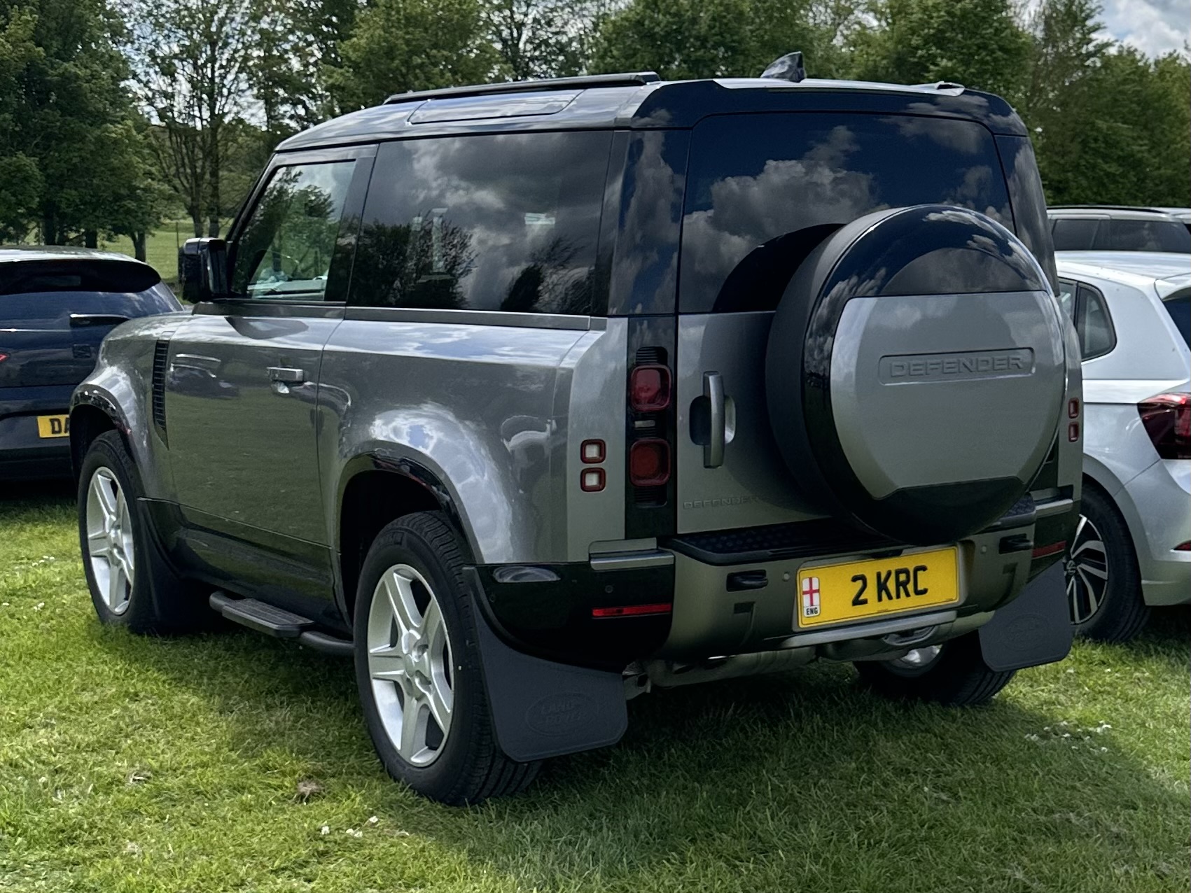 2KRC, Land Rover Defender 2nd gen 90