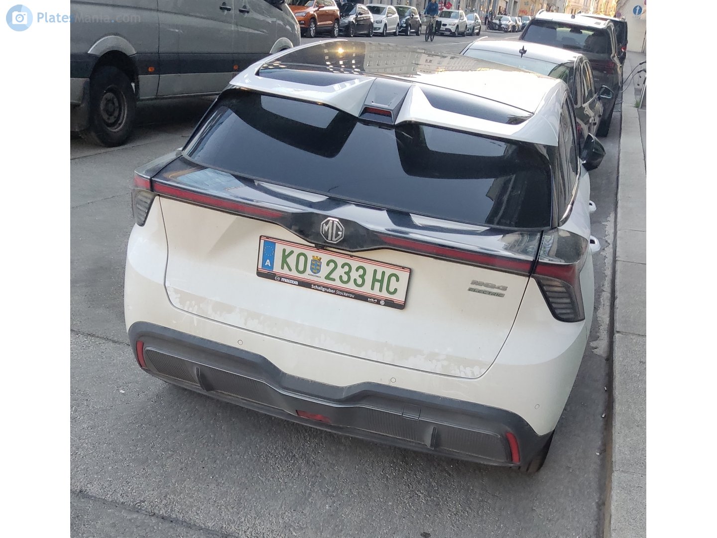 KO 233 HC, MG 4 1st gen (EH32), 2022–