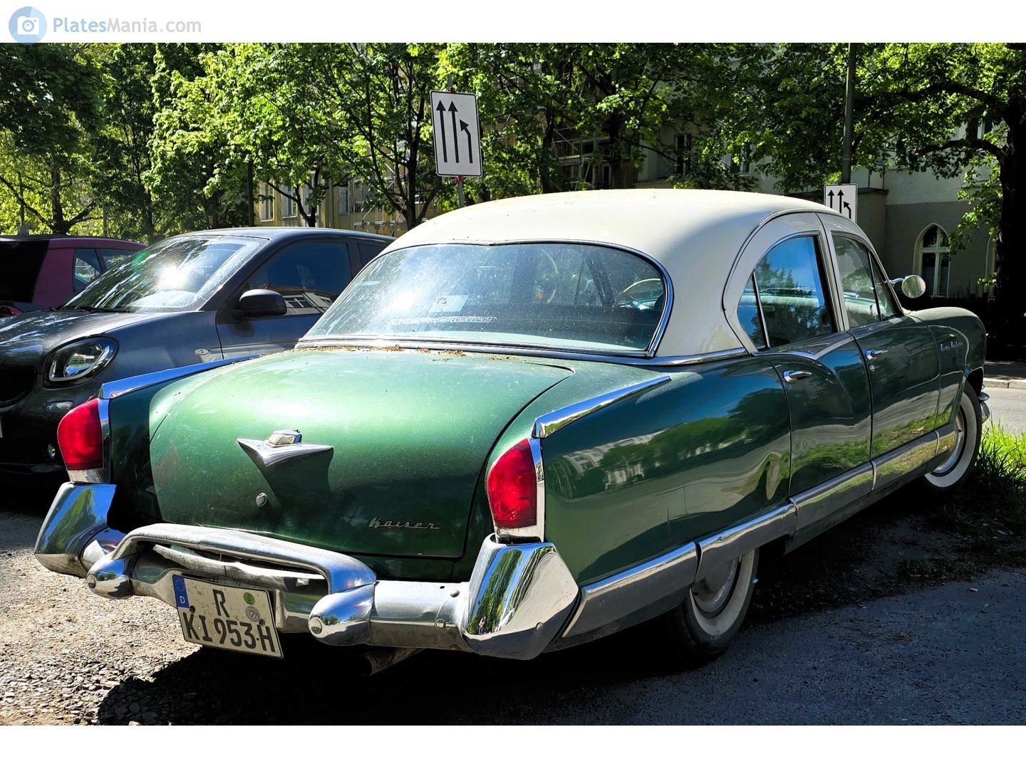 R KI 953 H, Kaiser Manhattan 1st gen 4-door Sedan (K5221/K5321), 1951–1953