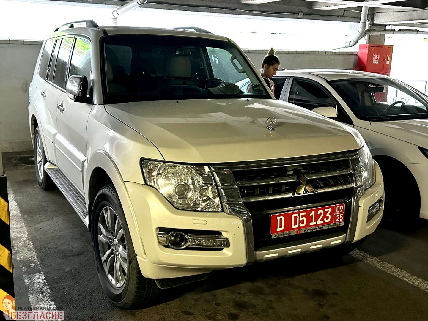 D 05 123, Mitsubishi Pajero 4th gen 5-door SUV (V90/NS/NT/NW/NX), 2006–2021