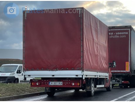 H 0011 KA, Renault Master