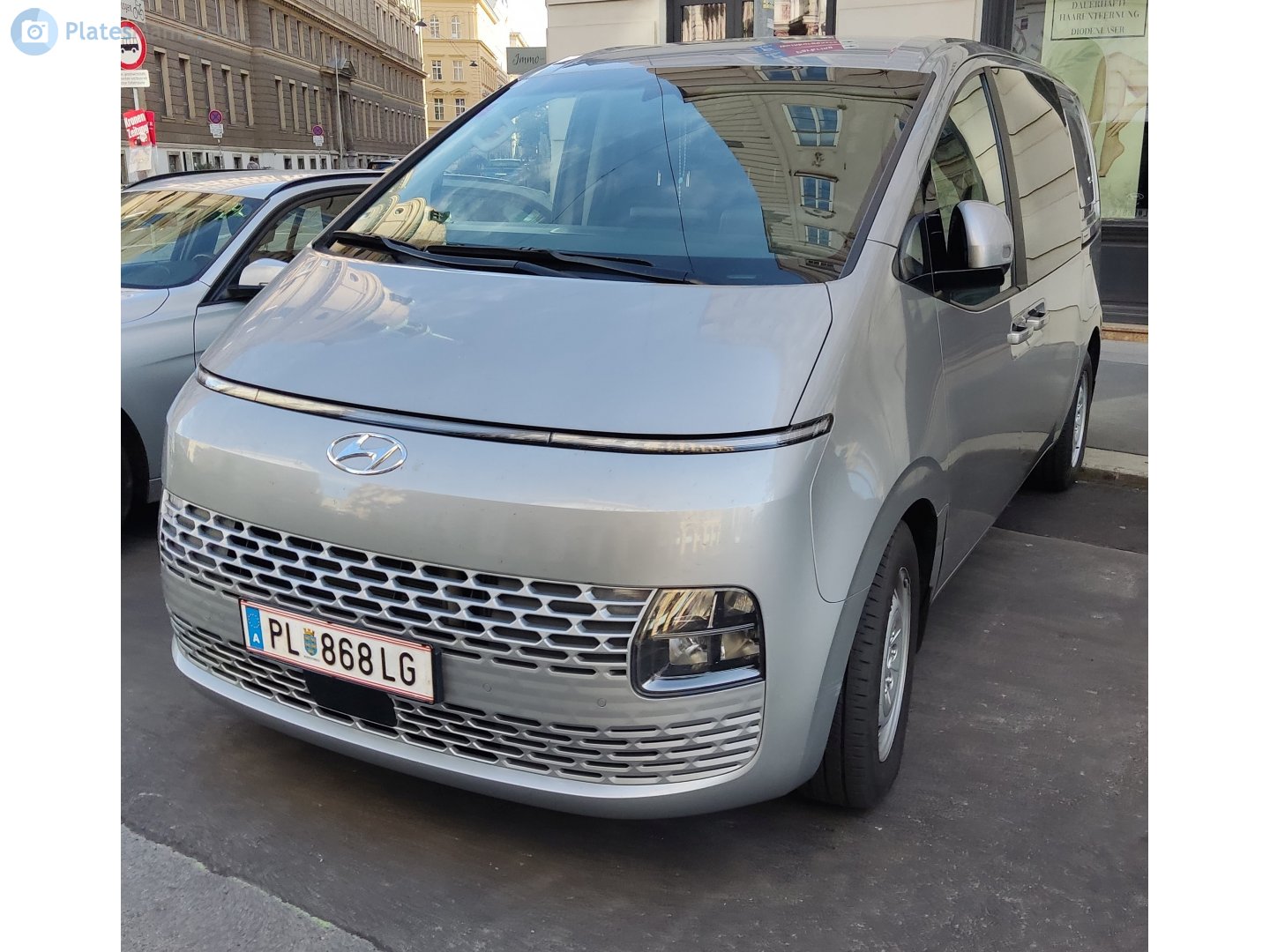 PL 868 LG, Hyundai Staria 1st gen (US4), 2021–