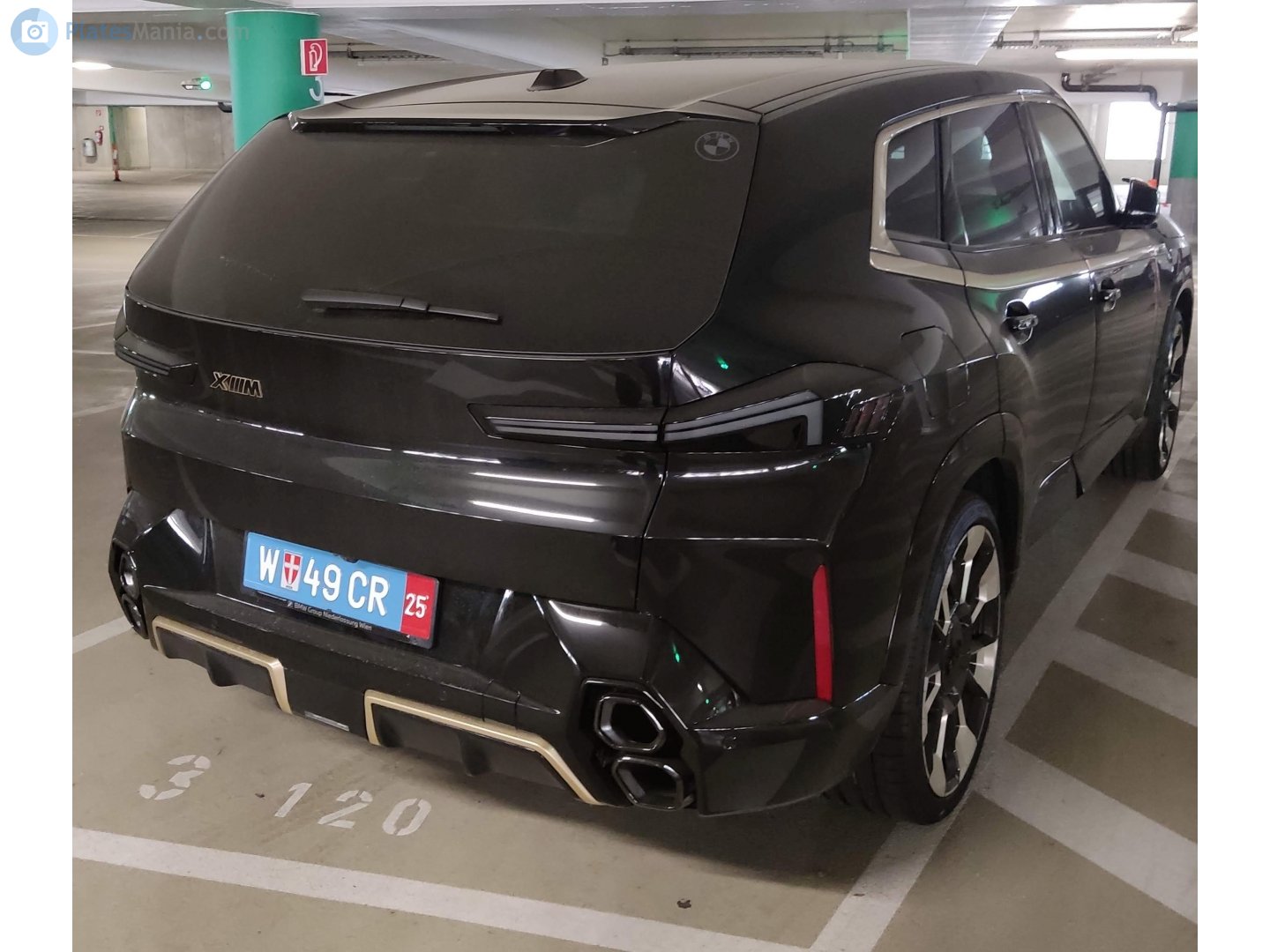 W 49 CR, BMW XM 1st gen (G09), 2023–