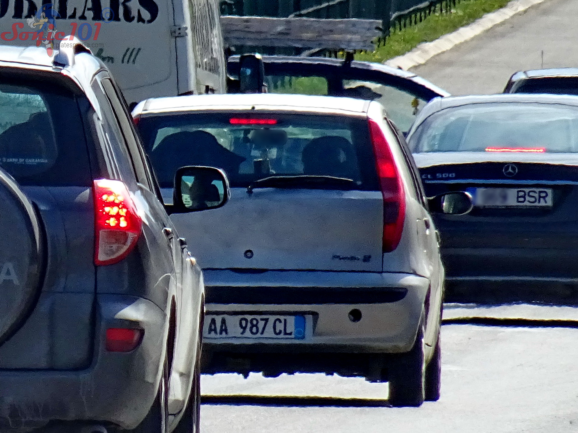 AA 987 CL, FIAT Punto 2nd gen 5-door Hatch (188), 1999–2003