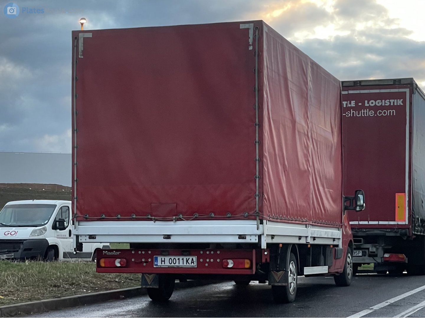 H 0011 KA, Renault Master 