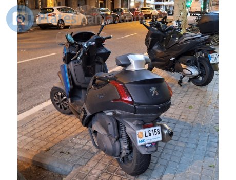 L 6158, Peugeot Metropolis