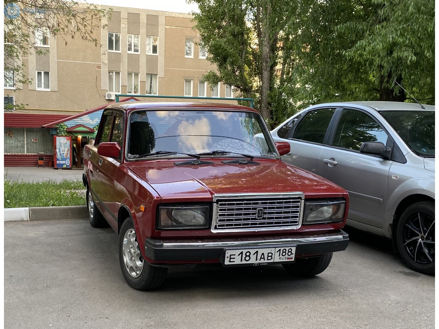 е 181 ав 188, Lada (VAZ) 2107 Жигули (Nova / Riva / Signet / 1500), 1982–2014