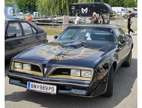 BN 989 PD, Pontiac Firebird
