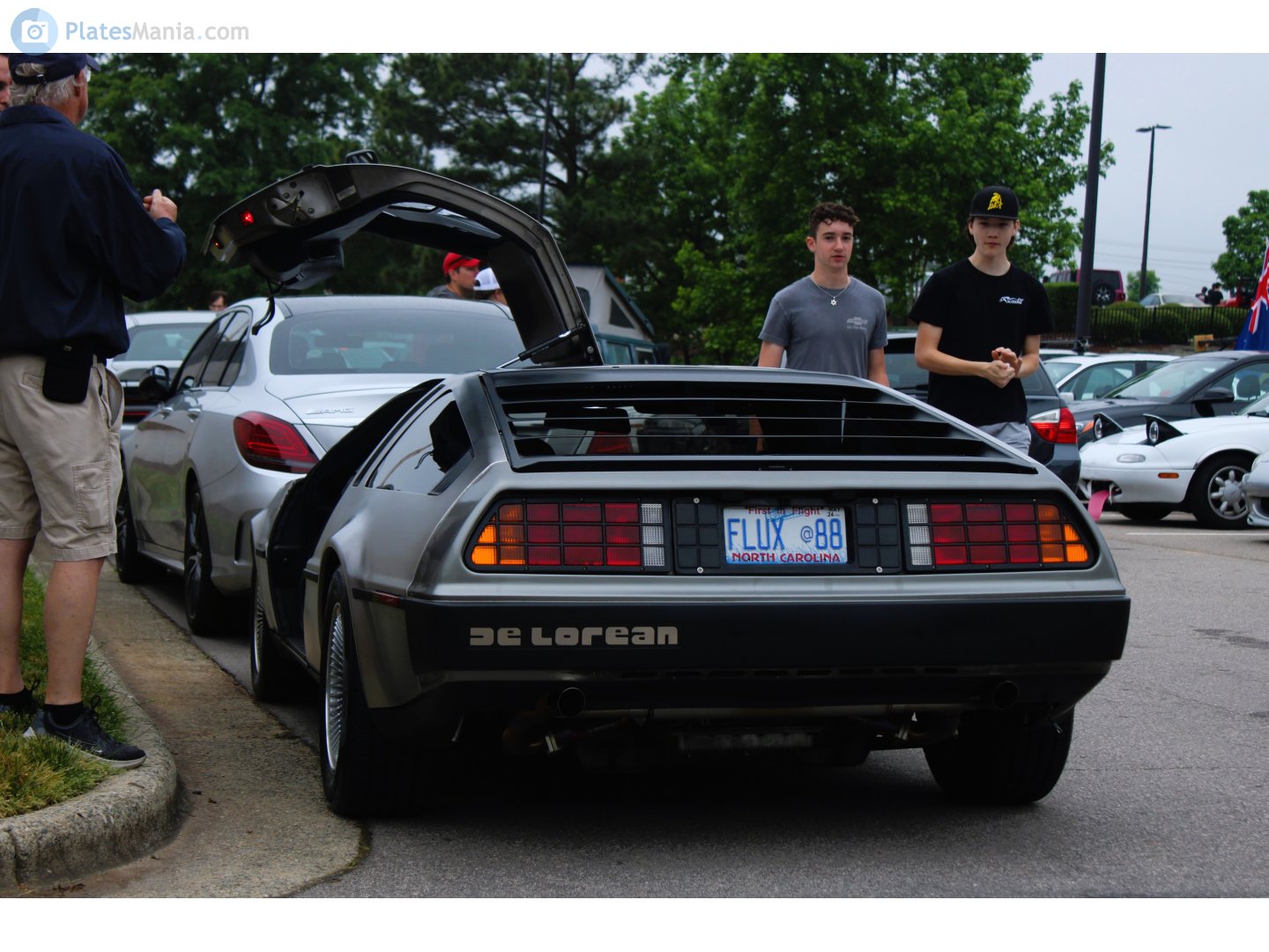 FLUX @88, DeLorean Motor Company DMC-12 