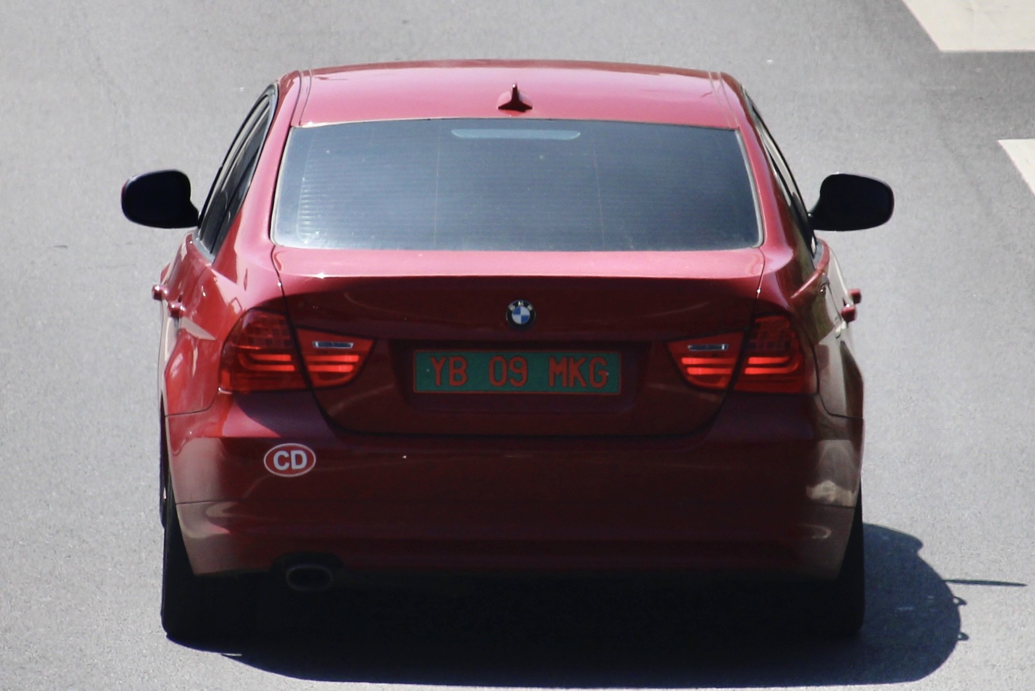 YB09MKG, BMW 3 Series 5th gen Sedan (E90), 2005–2011