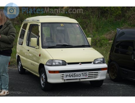 р445хо125, Mitsubishi Minica