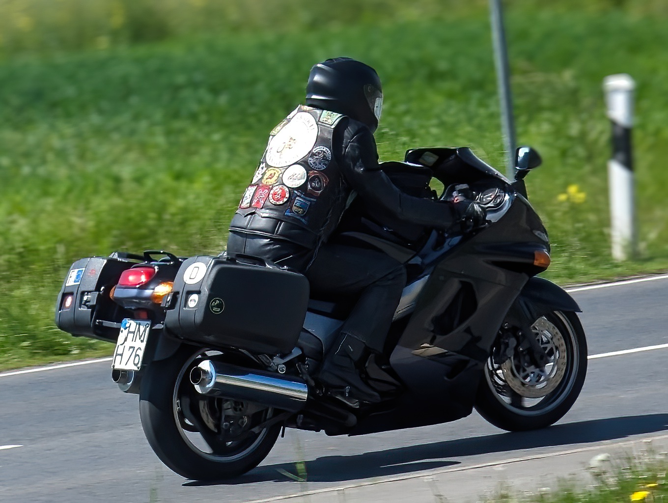 HM H 76, Kawasaki Ninja ZX-11 / ZZ-R1100 