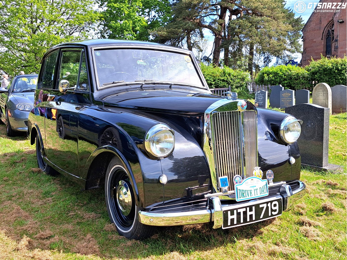 HTH719, Triumph Mayflower 