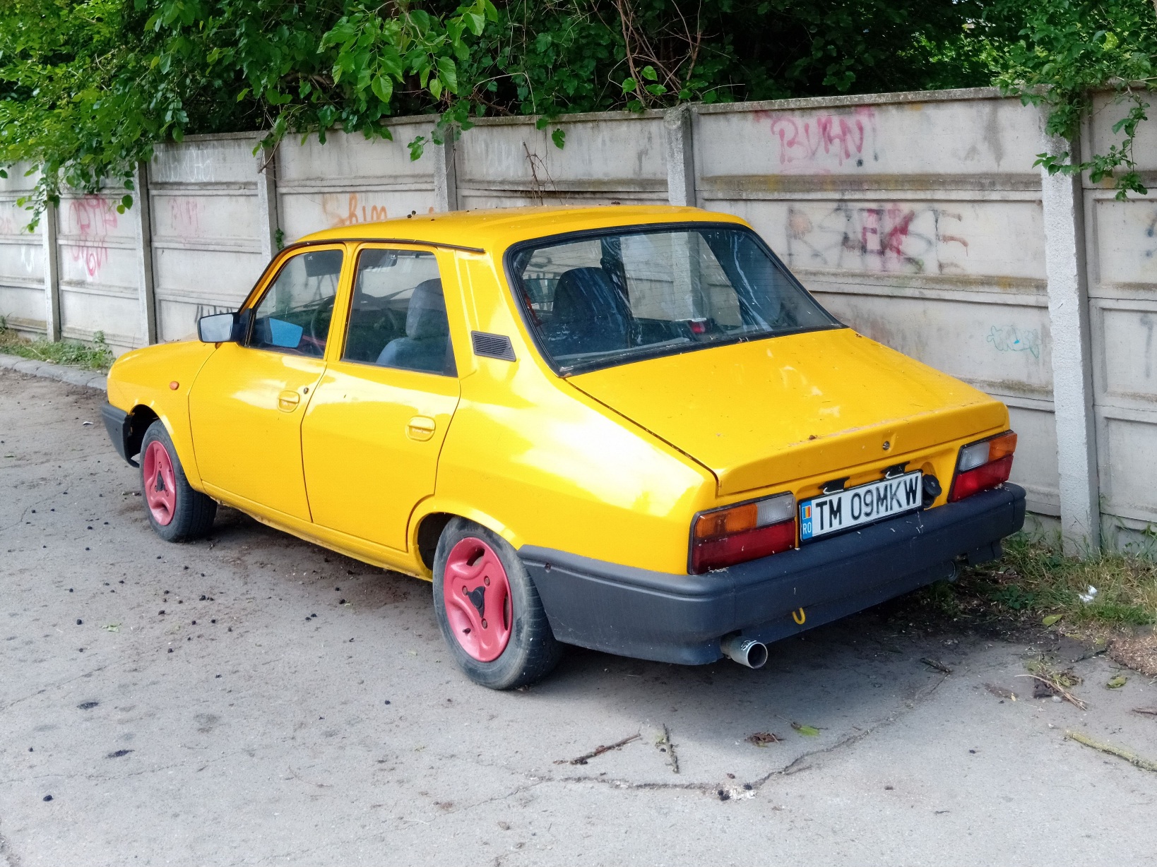 TM 09 MKW, Dacia 1310 1st gen Sedan (CN4), 2nd facelift, 1998–2004
