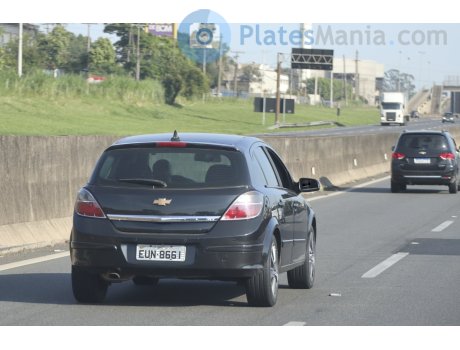 EUN-8661, Chevrolet Vectra