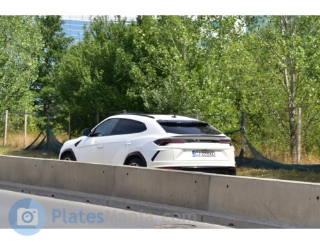 CJ 22 BXD, Lamborghini Urus