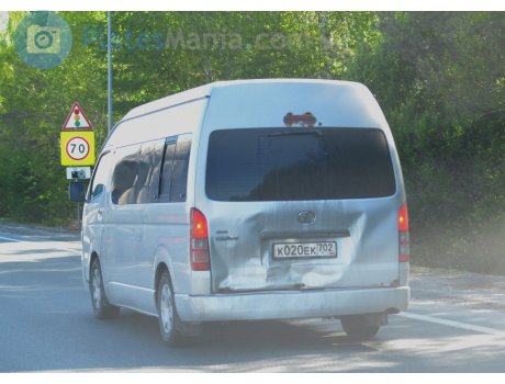 к020ек702, Toyota HiAce
