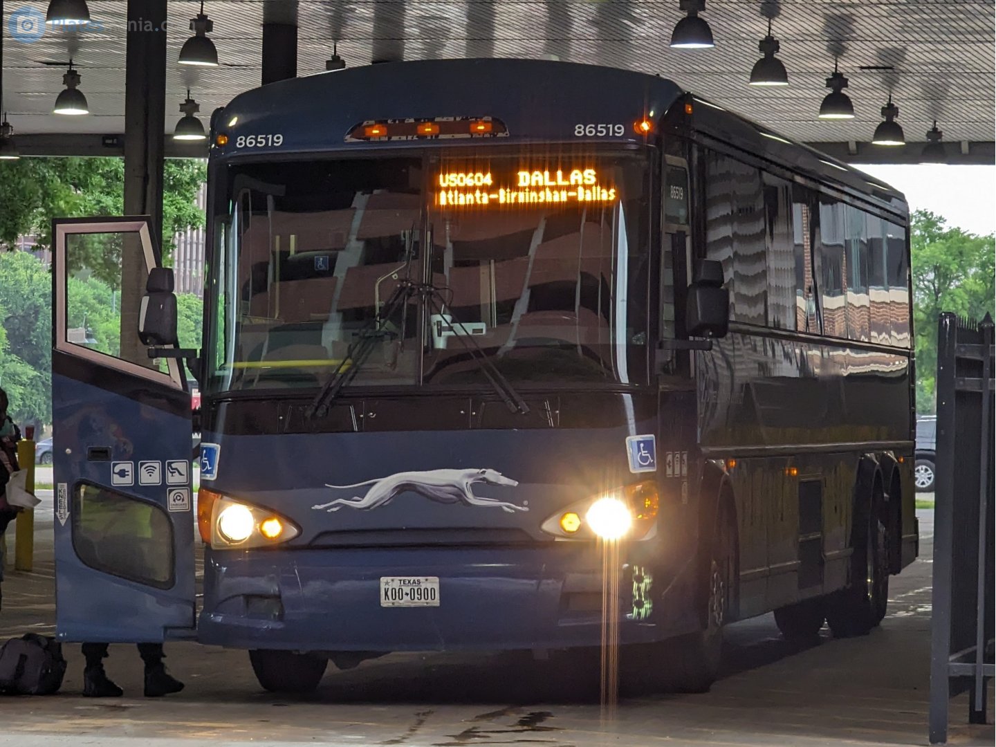 K00-0900, Motor Coach Industries D-Series 