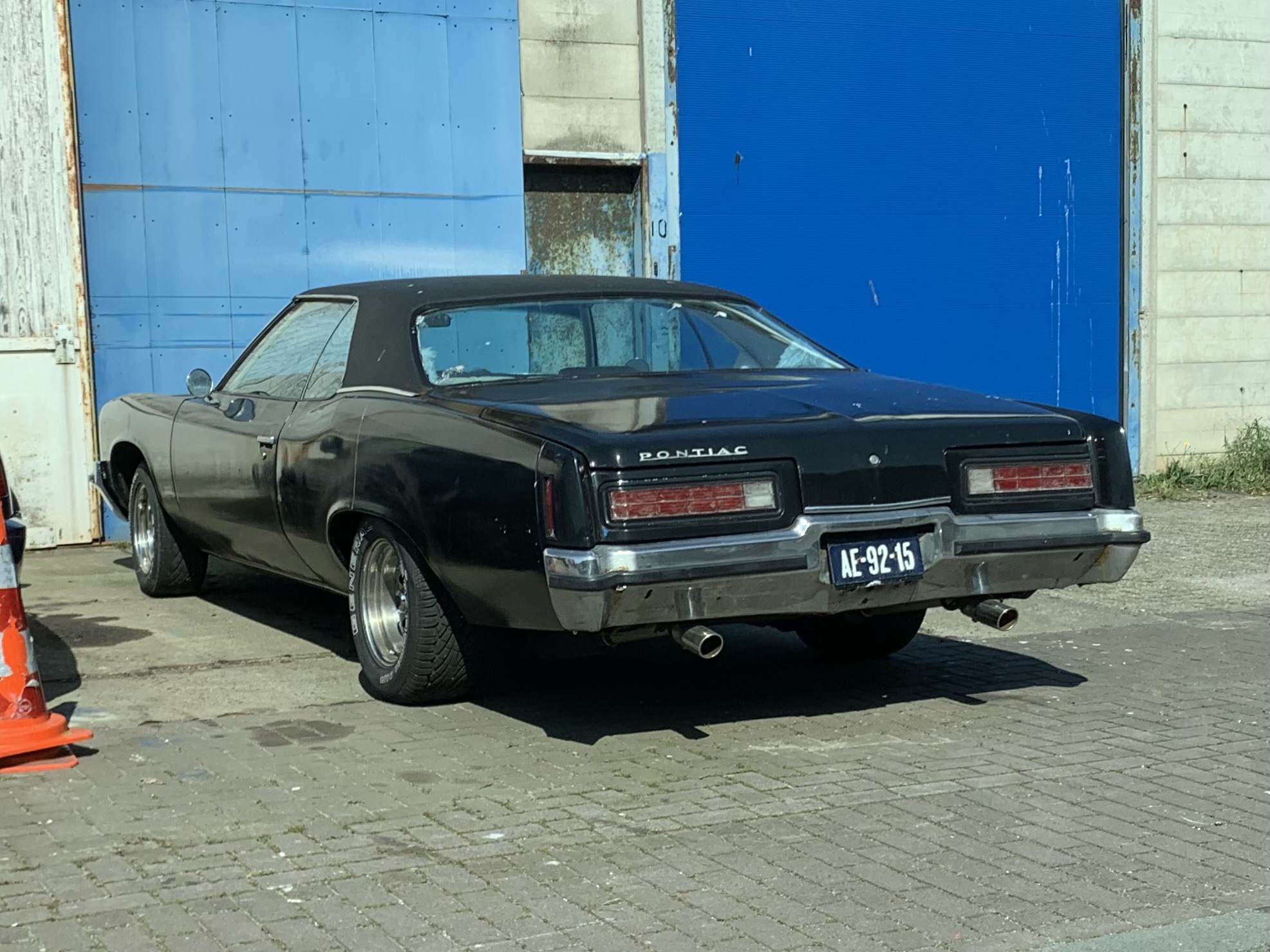 AE-92-15, Pontiac Catalina 4th gen 1972 2-door Hardtop (57; B-body), 1st facelift, 1971–1972