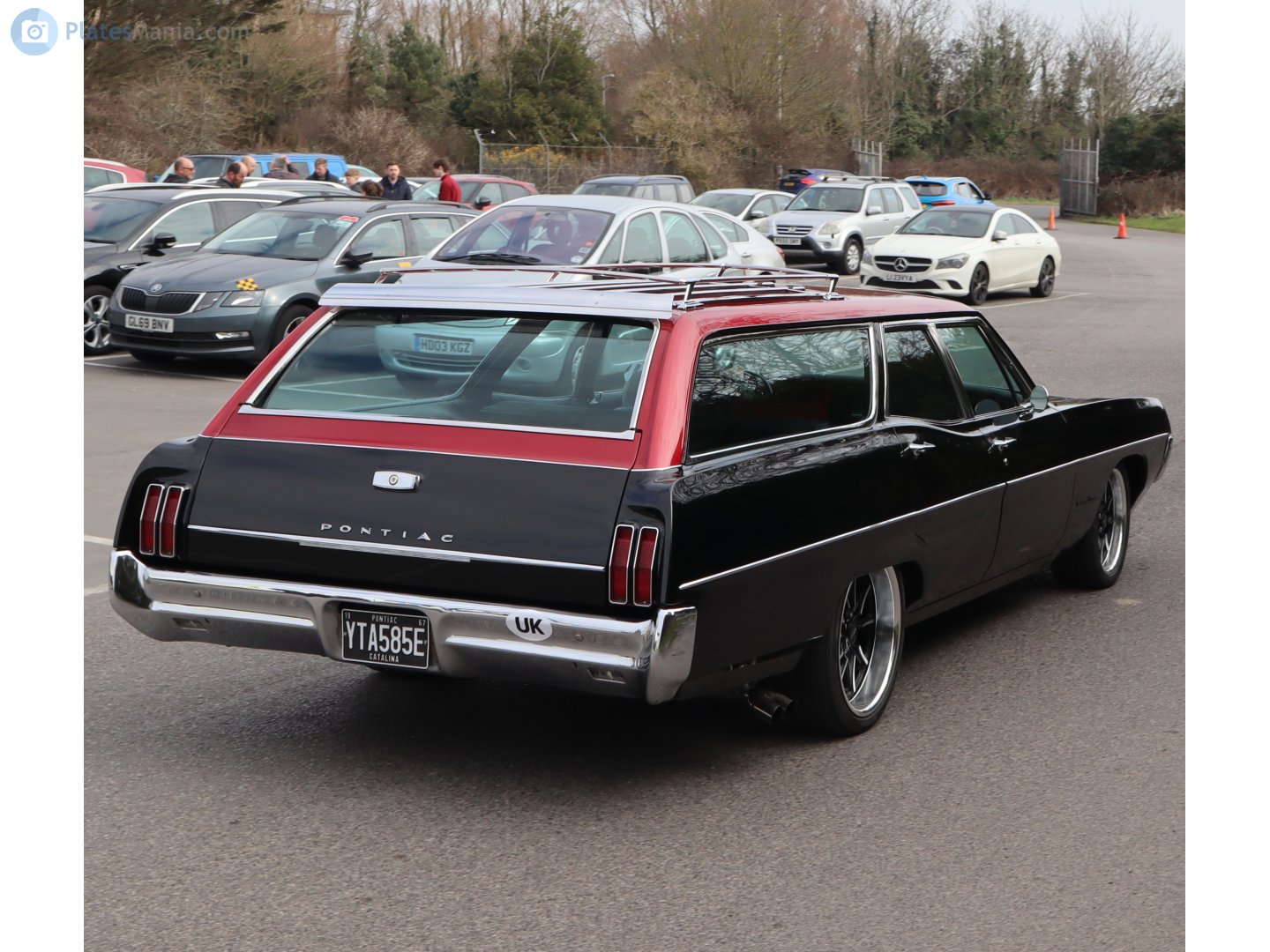 YTA585E, Pontiac Catalina 3rd gen 1967 5-door Station Wagon (25235/25245; B-body), 2nd facelift, 1966–1967