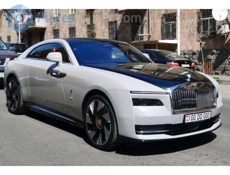 00 DD 000, Rolls-Royce Spectre