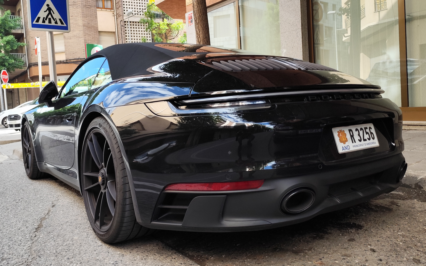 R 3256, Porsche 911 8th gen Cabrio (992.1), 2019–2024