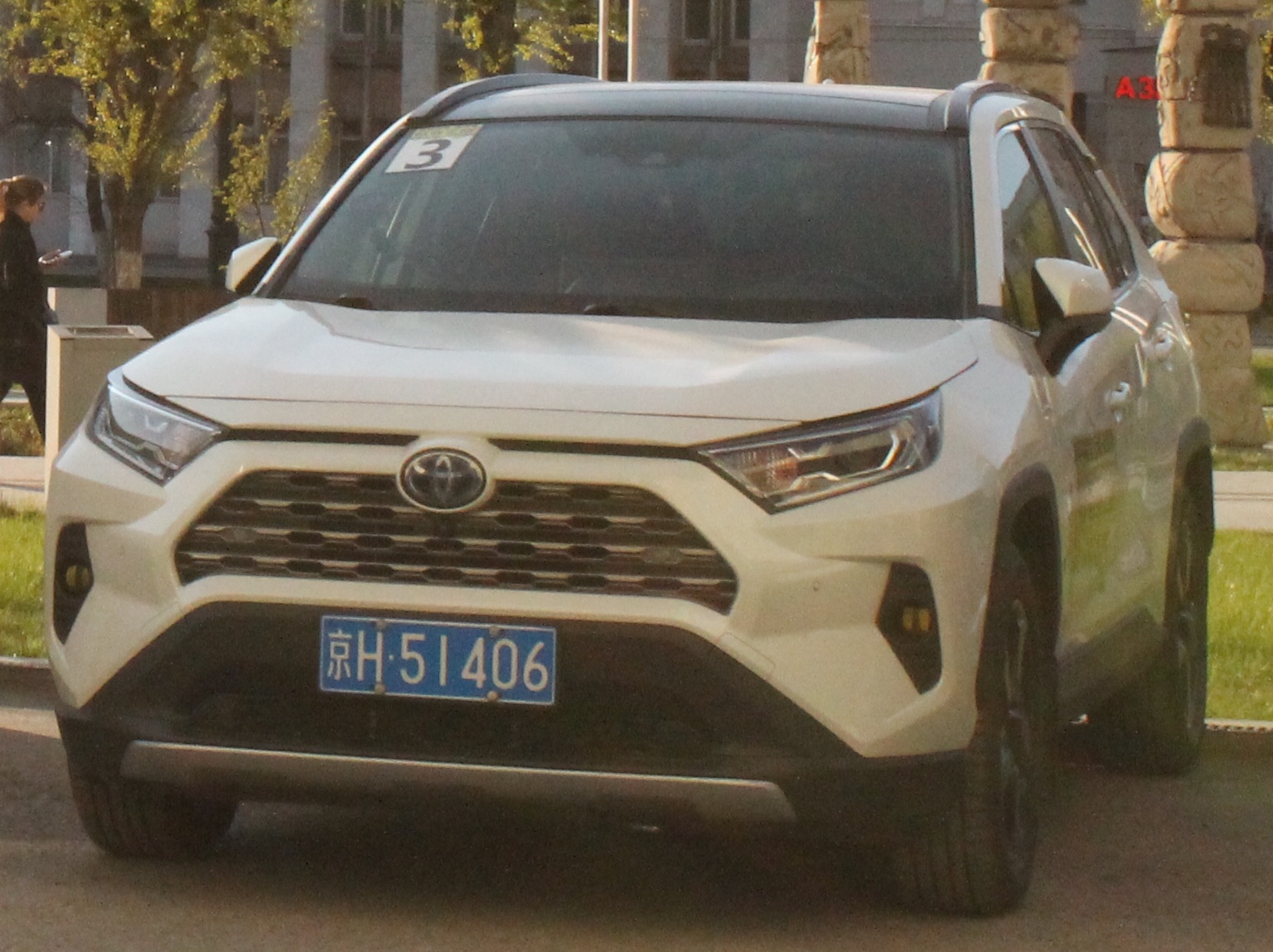 京H·51406, Toyota RAV4 5th gen (XA50), 2018–