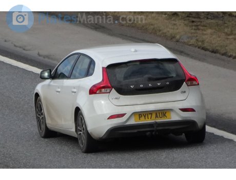 PY17 AUK, Volvo V40