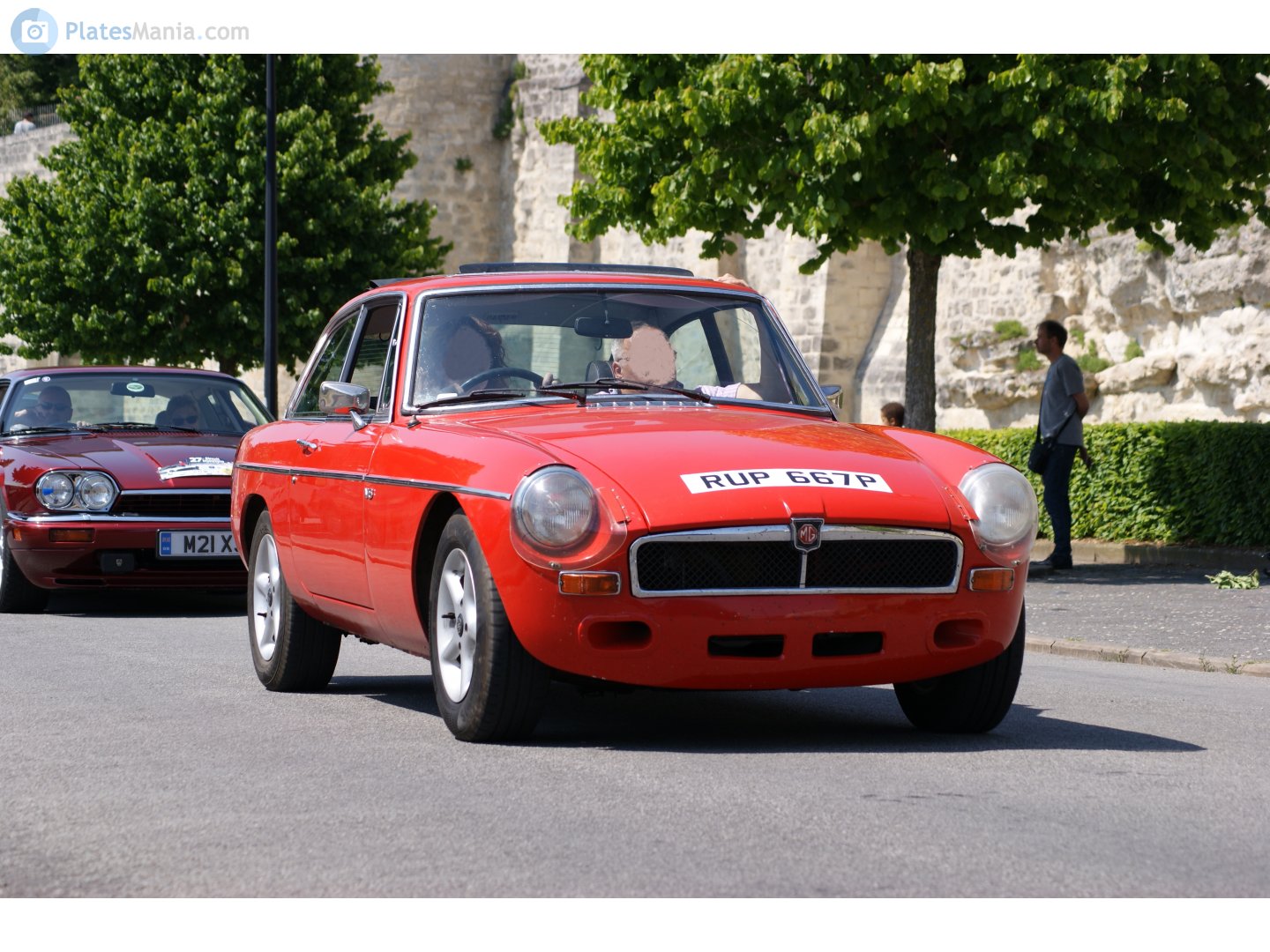 RUP667P, MG B 1st gen GT Coupé, 1965–1980