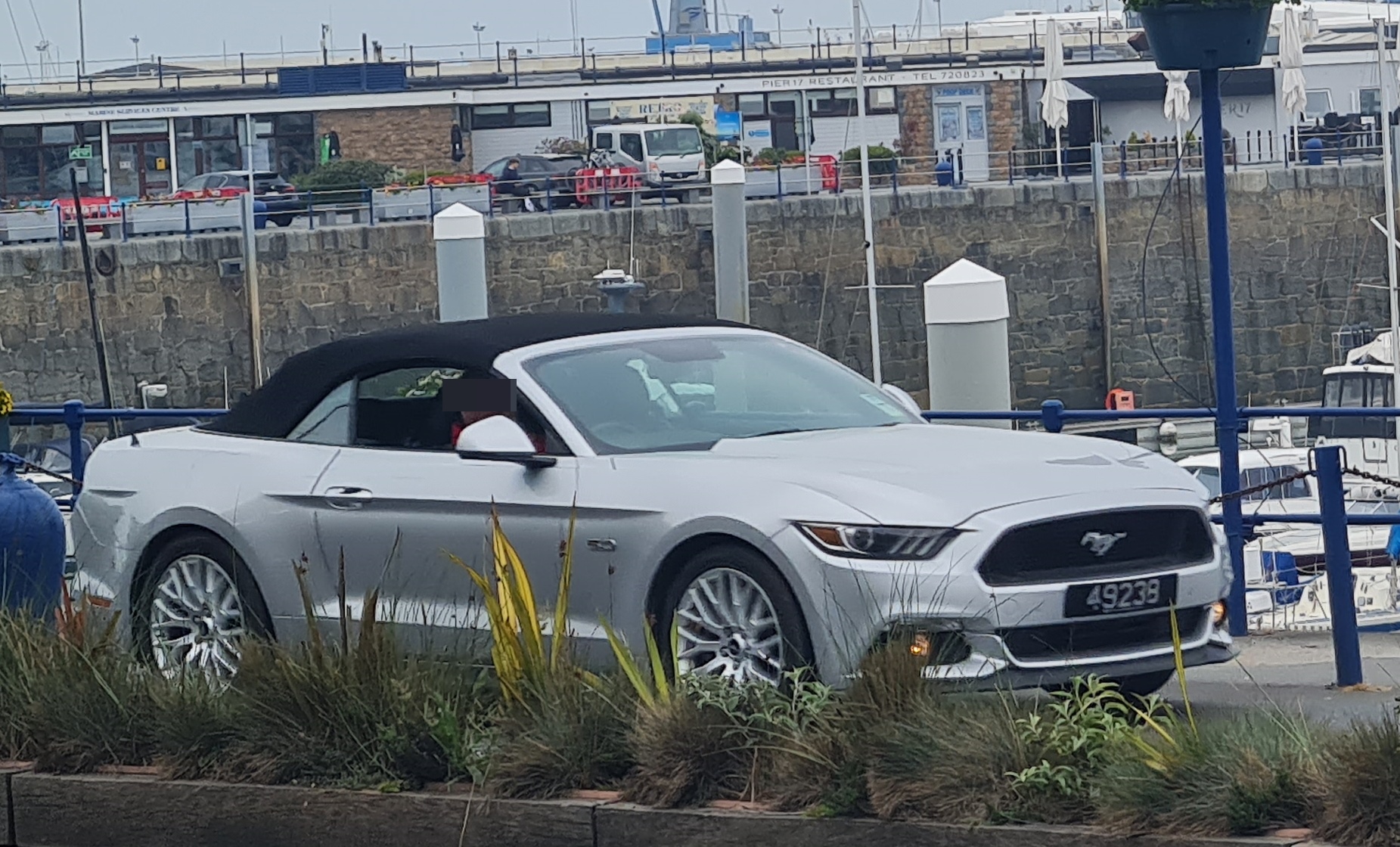 49238, Ford Mustang 6th gen 2-door Coupé (S550), 2014–2017