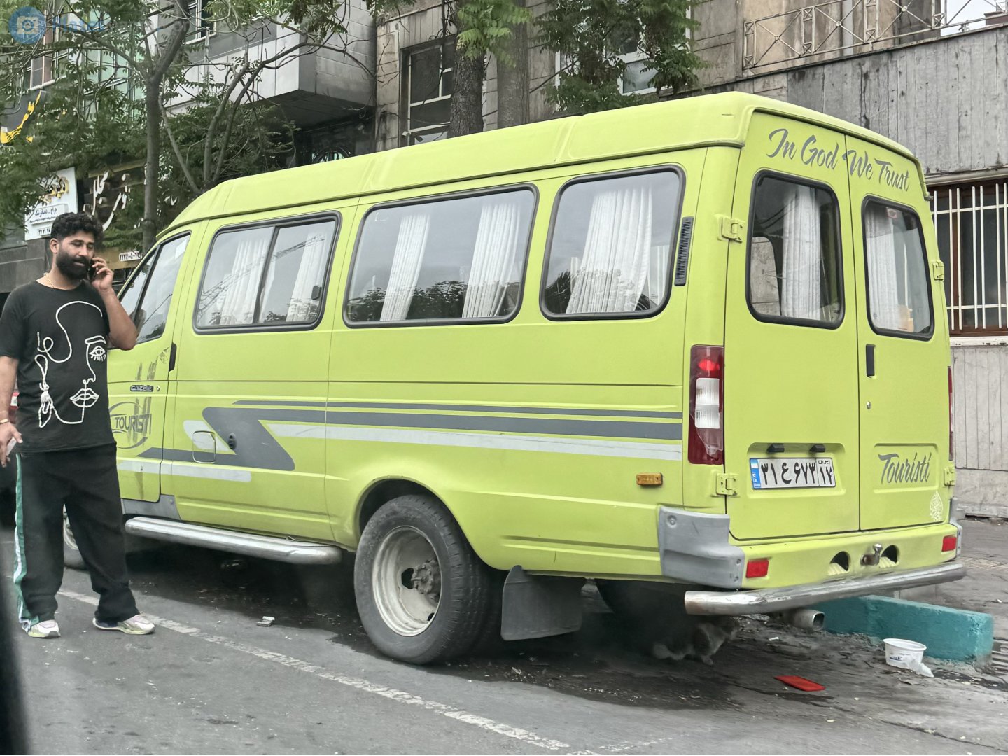 ۳۱ع۶۷۳ ۱۷, GAZ 3221 ГАЗель 2-3221 Minibus, facelift, 2003–