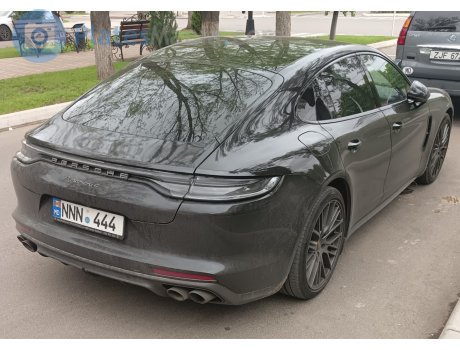 NNN 444, Porsche Panamera