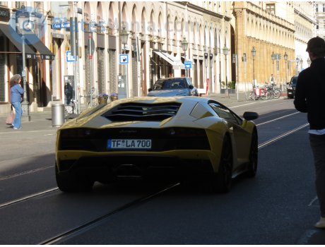 TF LA 700, Lamborghini Aventador
