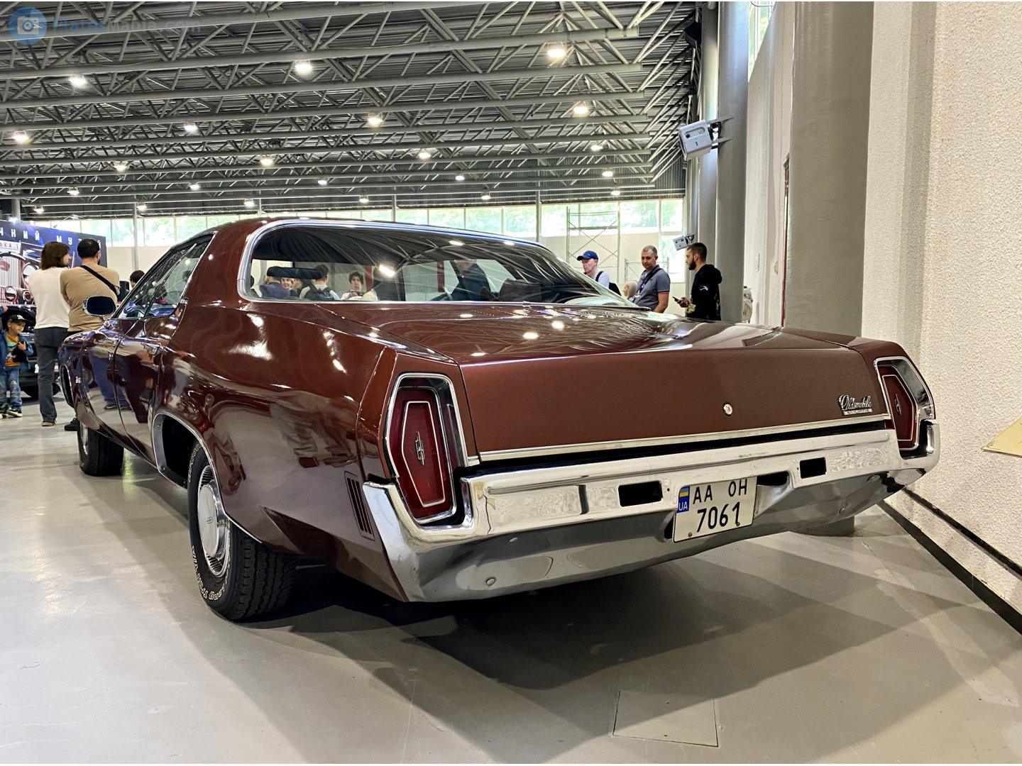 AA 7061 OH, Oldsmobile 88 7th gen 1971 4-door Hardtop (6639; B-body), 1970–1971